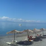 Beachfront Haven - Peaceful Seaside Retreat