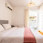 Athens Retreat 1-Bdr Apt Close To Metro Station