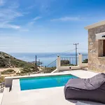 Lithos Luxury Pool Villa