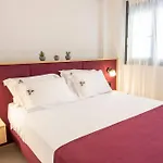 The Red Bee Apartment