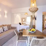 Yploui Suites