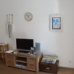Vouliagmeni Seaside Flat