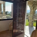 Niriides Apartments