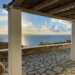 Villa Riza