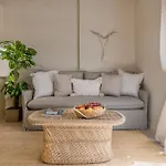 Romantic Luxury Hideaway Near Acropolis With Jacuzzi