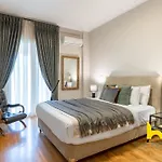 Exclusive Acropolis 4Bdr Large Residence