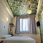 7Athens
