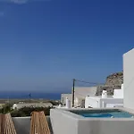 Cycladic House In Finikia Oia