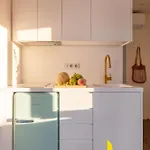 Athens Love Nest: City & Sea Views, Patio & Hottub