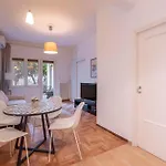 Jardin Maison: Amazing 2Br Apt In Koukaki