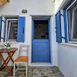 Sea-View Rooftop Terrace Studio