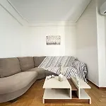 Koukaki Urban Escape Apartment