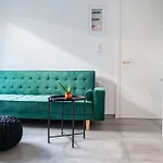 Cozy & Chic - 1 Bd Home In Kos