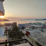 Seagull Apartments