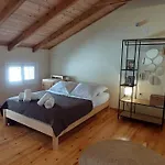 George Apartment