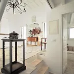 Michaelangelo Villa