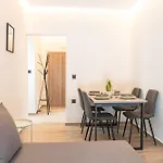 Oikos Hospitality