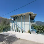 Aκrotiriresort