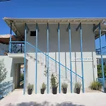 Aκrotiriresort