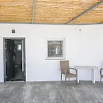 Kleris Apartment 9