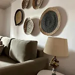 Raffar Luxury Houses Psarou
