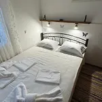 Miltos Apartments