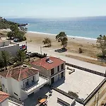Ammos Village Maurovouni