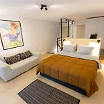 Skg City Cabin