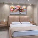 La Perla Apartments