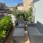 Emily In Athens - Central Chic Flat With Terrace Syntagma E1
