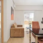 Comfy Apartment Near Acropolis
