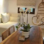 Amaryllis Luxury Suite