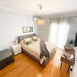 6Th Floor Apartment In Victoria Square