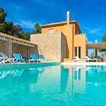 Villa Emmelia & Guesthouse Amazing View With Pool