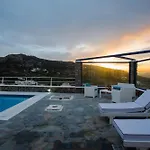 Mykonos Pro-Care Suites