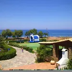 Hotel Oasis