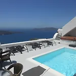Nomikos Villas