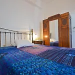 Venetiko Apartments