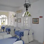 Melina Hotel