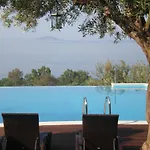 Yialasi Hotel