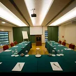 Athinais Hotel