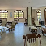 Theodorou Beach Hotel Apartments