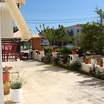 Hotel Aris