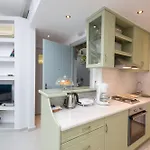 Santa Katerina Apartments & Studios