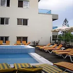 Bristol Sea View Apartments
