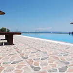 Koulas Pension - Red Lake