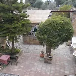Topakas House