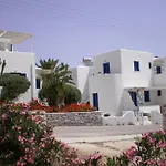 Nicos Studios & Apartments