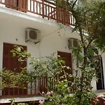 Hotel Maroulis