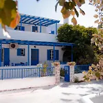 Helen'S Budget Accommodation